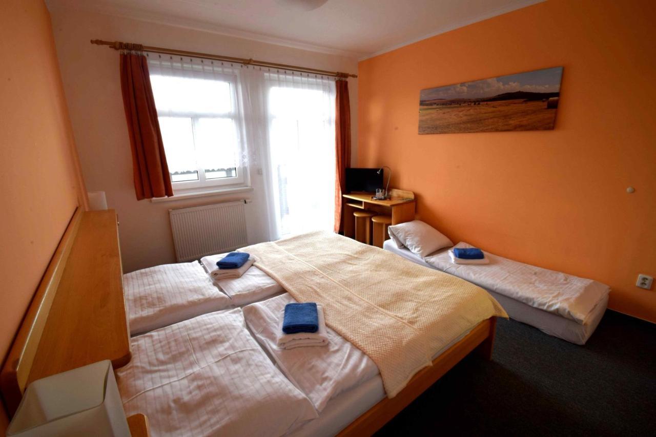 Hotel Emeran Litvínov Extérieur photo